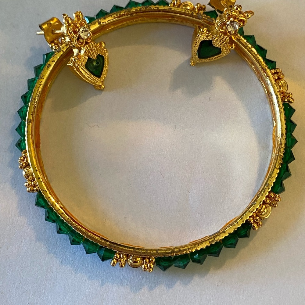 Jewelry - Picture 3 of 4